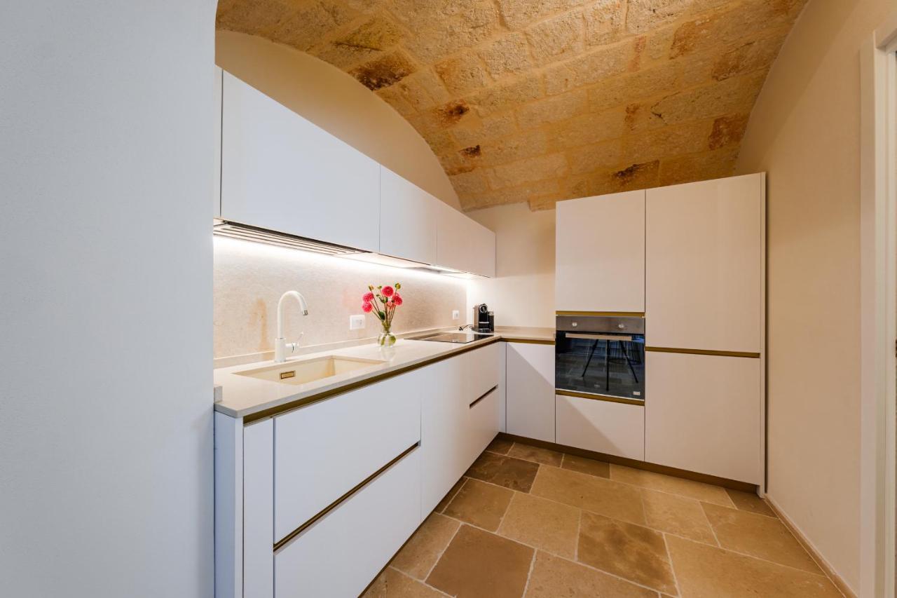 Helloapulia Charming Palazzo Clemente - Self-Catering Suites With Aircondition Monopoli Εξωτερικό φωτογραφία