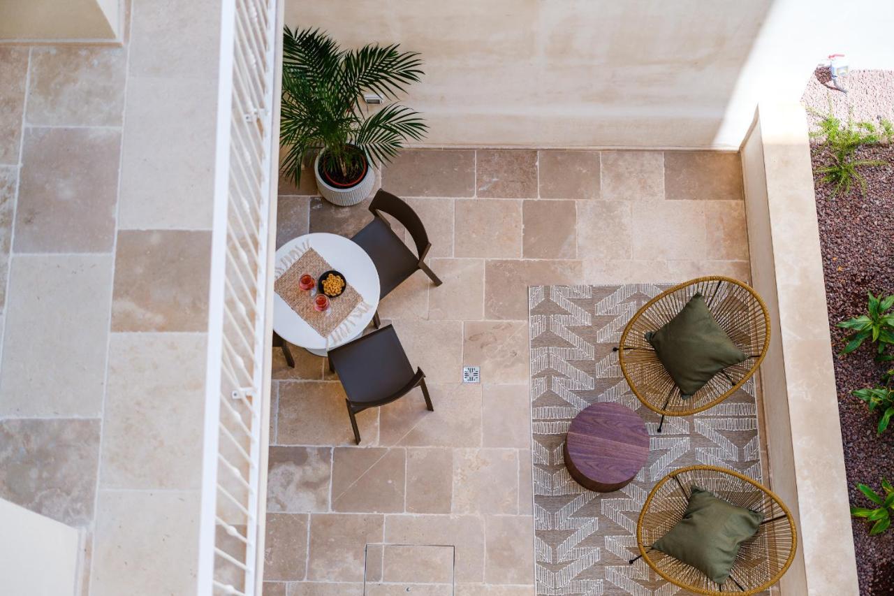 Helloapulia Charming Palazzo Clemente - Self-Catering Suites With Aircondition Monopoli Εξωτερικό φωτογραφία