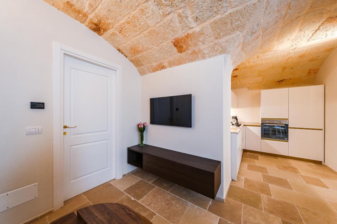 Helloapulia Charming Palazzo Clemente - Self-Catering Suites With Aircondition Monopoli Εξωτερικό φωτογραφία