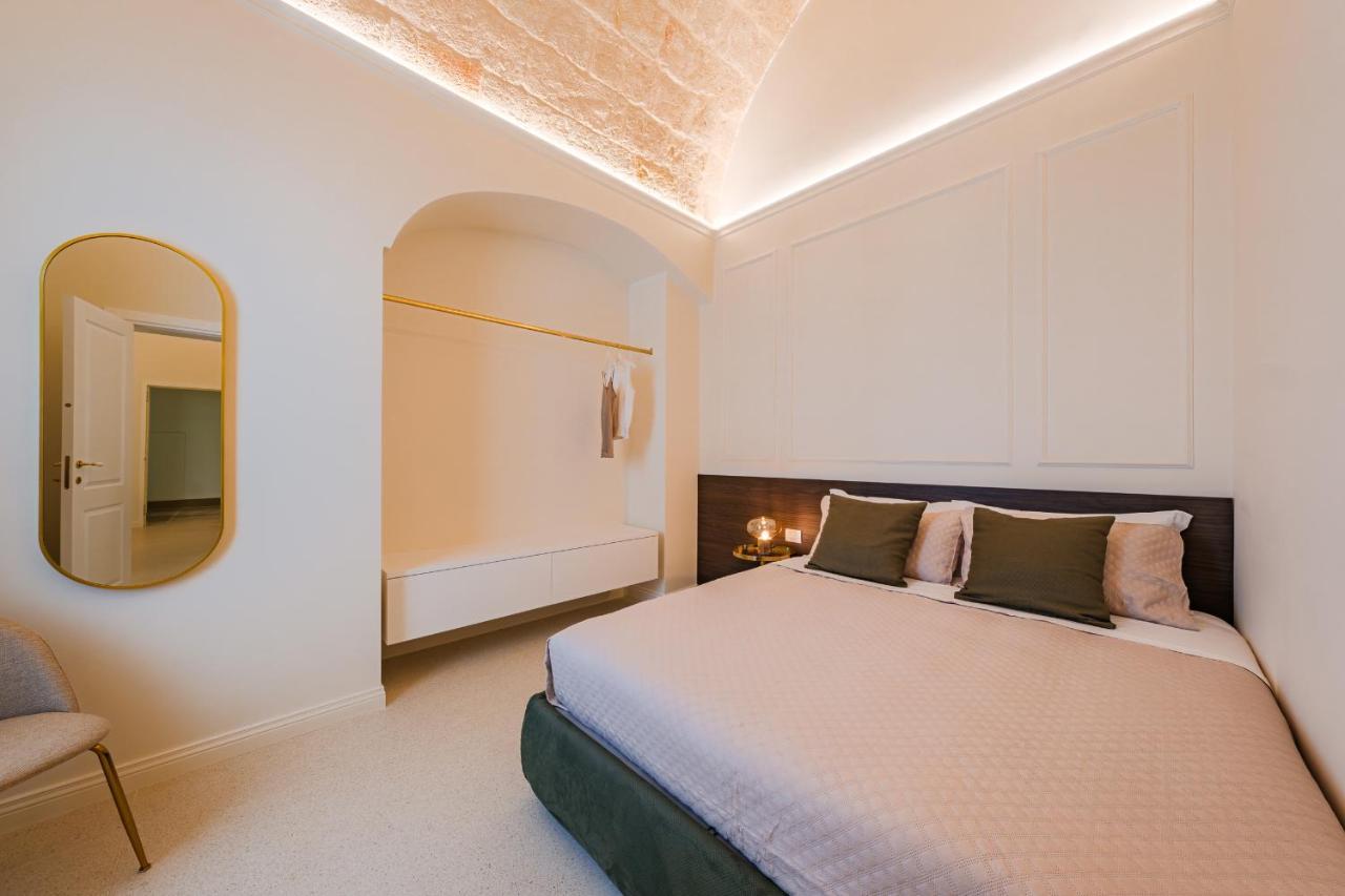 Helloapulia Charming Palazzo Clemente - Self-Catering Suites With Aircondition Monopoli Εξωτερικό φωτογραφία