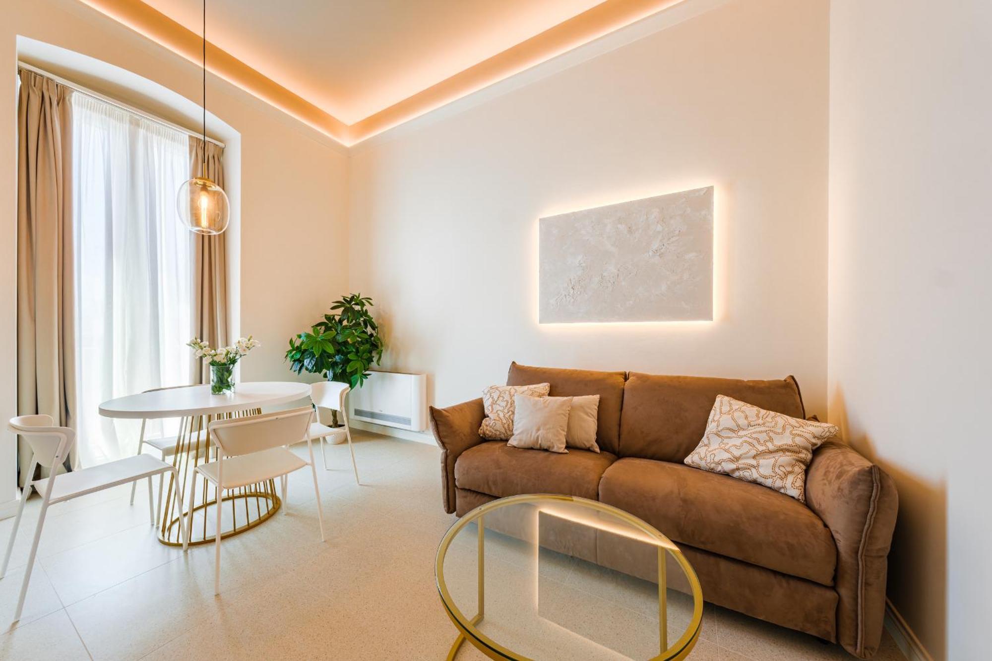 Helloapulia Charming Palazzo Clemente - Self-Catering Suites With Aircondition Monopoli Εξωτερικό φωτογραφία